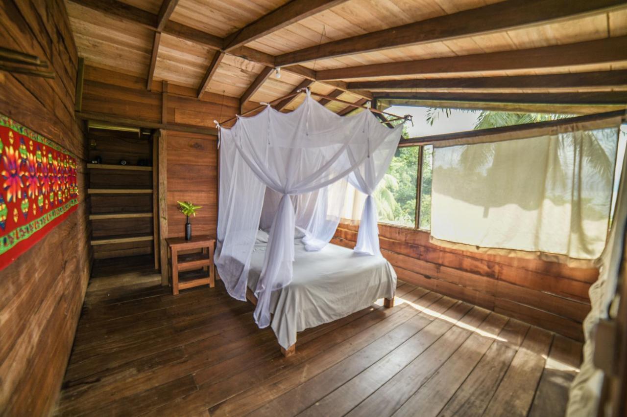 Готель Casa Balae Нукі Екстер'єр фото